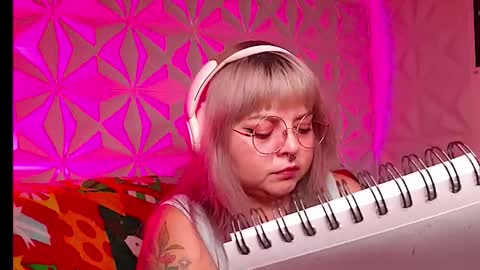 Gina George online show from 12/20/25, 02:07