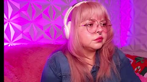 Gina George online show from 01/16/26, 01:53