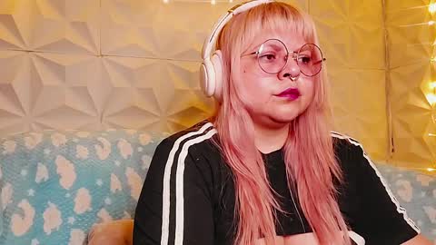 Snapshot of satyn_doll chatting on 05/12/26, 01:14 Gina George online show from 05/12/26, 01:14