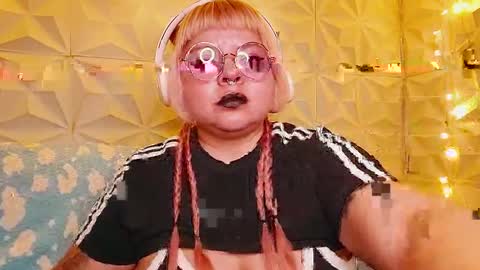 Snapshot of satyn_doll chatting on 05/13/26, 12:30 Gina George online show from 05/13/26, 12:30