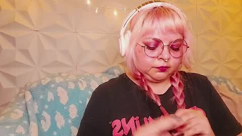 Snapshot of satyn_doll chatting on 06/06/26, 02:49 Gina George online show from 06/06/26, 02:49