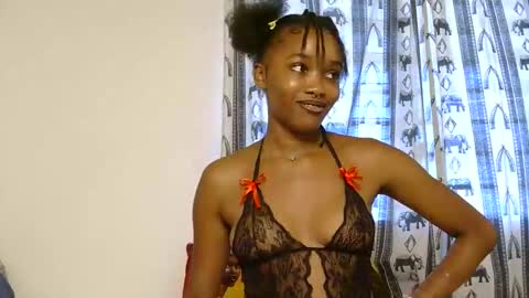 Saucy online show from 11/03/25, 02:18