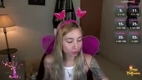 I AM JENN  online show from 11/01/25, 03:30