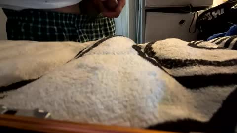 ElVergone online show from 11/16/25, 04:45