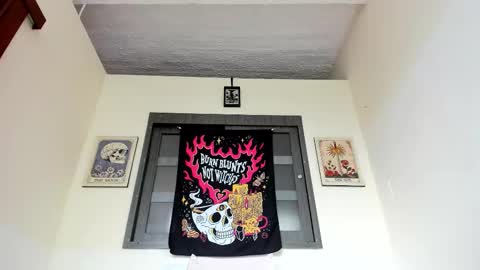 Zaren online show from 02/19/26, 07:32