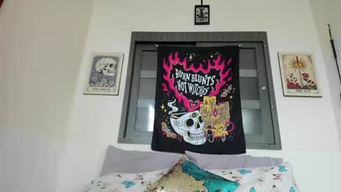 Zaren online show from 04/27/26, 09:35