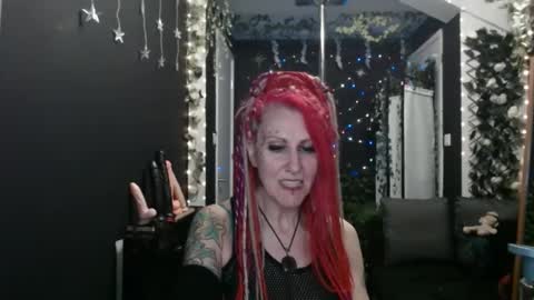 SaucySky online show from 02/16/25, 01:03