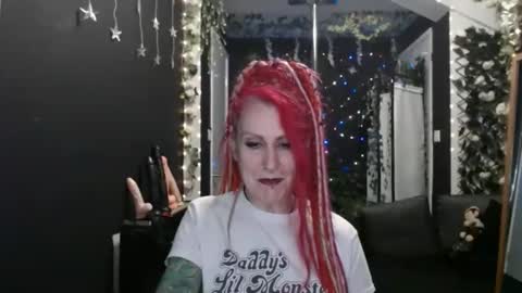 SaucySky online show from 02/17/25, 10:03