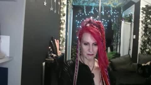 SaucySky online show from 11/09/25, 07:56