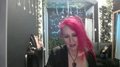 SaucySky online show from 11/26/25, 10:00