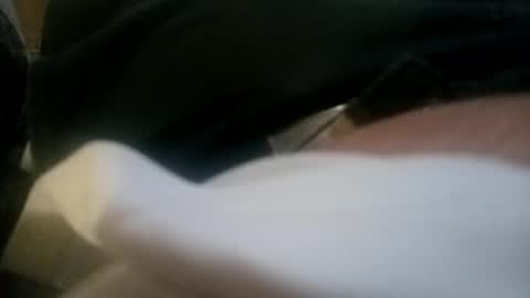 Snapshot of saul73273 chatting on 05/17/26, 12:23 saul73273 online show from 05/17/26, 12:23