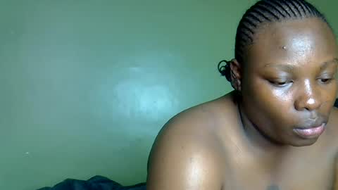 Snapshot of savage_affair chatting on 06/13/26, 11:30 savage_affair online show from 06/13/26, 11:30