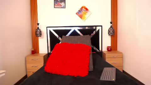 Snapshot of savage_doll chatting on 06/03/26, 05:43 ANGELICA online show from 06/03/26, 05:43