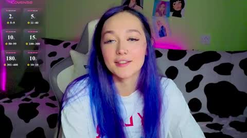 Ariel online show from 10/04/25, 03:59