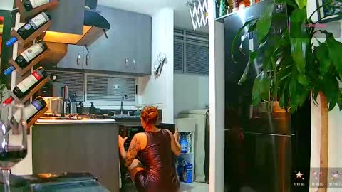   Dela  online show from 10/26/25, 11:31