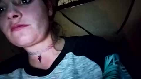 Snapshot of savannahjays chatting on 12/23/25, 01:58 savannahjays online show from 12/23/25, 01:58