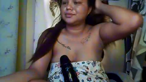 Snapshot of savannahot833323 chatting on 04/17/26, 12:13 Y online show from 04/17/26, 12:13