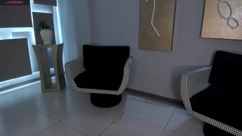 S a v a n n a h  online show from 11/07/25, 12:05