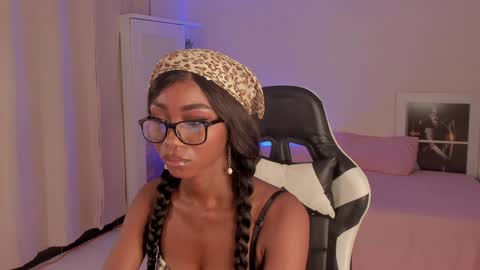 Snapshot of savannahwildee chatting on 12/05/24, 09:17 Savannahwildee online show from 12/05/24, 09:17