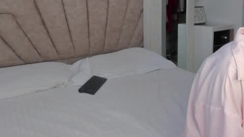Savannahwildee online show from 05/04/26, 08:38