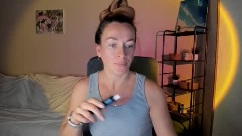 save the qween online show from 10/06/25, 10:45