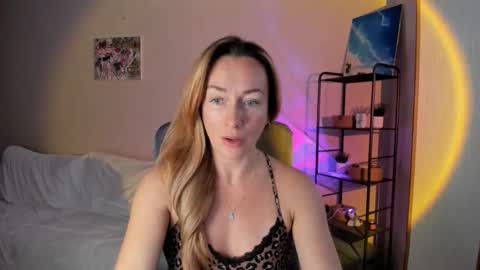 save the qween online show from 10/11/25, 10:47