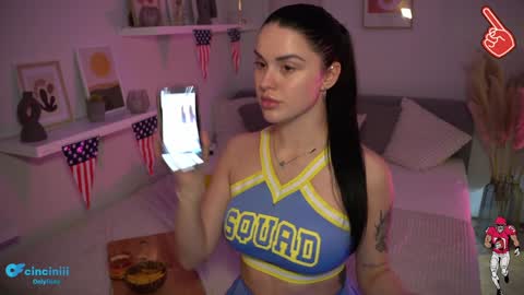 Snapshot of savvage_play chatting on 02/06/25, 11:37 Naomi online show from 02/06/25, 11:37