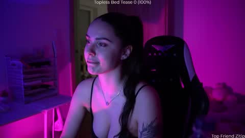 Naomi online show from 02/01/26, 08:29