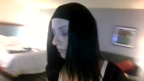 SavvySavage online show from 03/15/26, 07:25