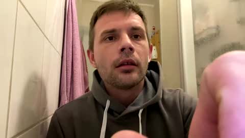 chamomile online show from 03/10/25, 09:51