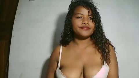 saylla1 online show from 02/09/26, 06:17