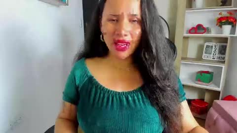 Snapshot of saylor_lee22 chatting on 12/04/24, 09:51 Saylor online show from 12/04/24, 09:51