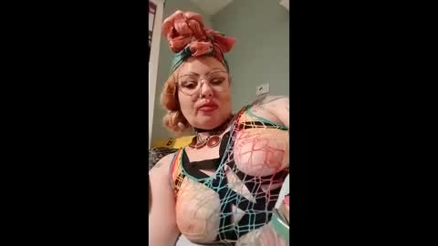 Snapshot of scarface654180 chatting on 04/06/26, 05:52 scarface654180 online show from 04/06/26, 05:52