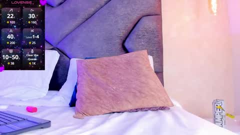 Scarlett online show from 01/31/25, 11:03