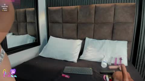 scarlet__love__ online show from 05/29/26, 11:30