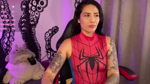 Explicit Content  online show from 10/21/25, 09:10