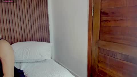 scarlet__rose_ online show from 06/22/26, 07:00