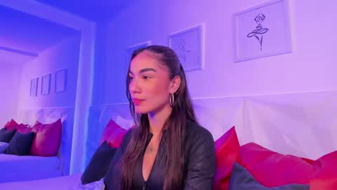 Scarlet online show from 04/07/26, 05:02
