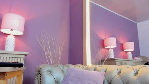 Scarlet Edwars online show from 01/17/25, 07:05