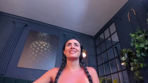 Scarlet Edwars online show from 01/25/25, 10:39