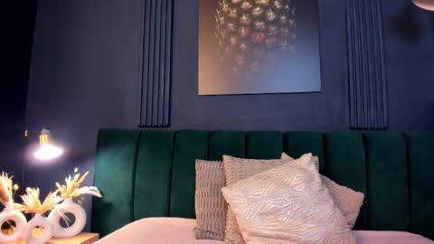 Scarlet Edwars online show from 02/10/25, 07:07