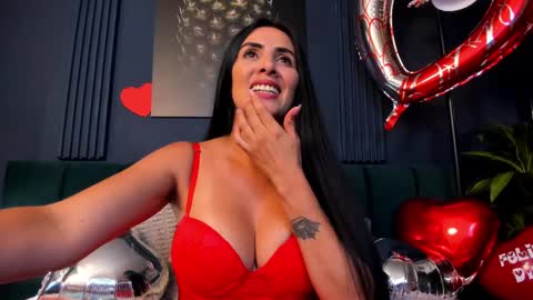 Scarlet Edwars online show from 02/14/25, 10:47