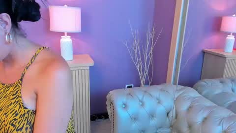 Scarlet Edwars online show from 02/18/25, 06:15