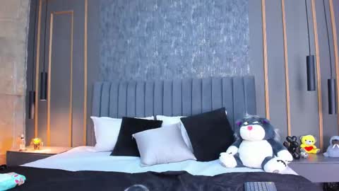 Maria online show from 10/09/25, 09:13