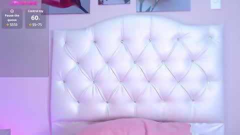 Andrea online show from 02/11/25, 03:18