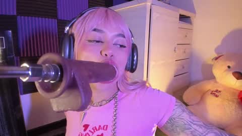 scarlet_gold online show from 12/11/24, 02:41