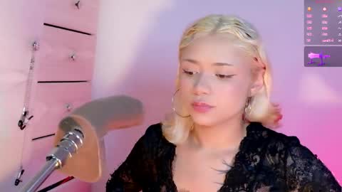 scarlet_gold online show from 04/09/26, 01:49