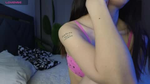 scarlet_ice online show from 04/06/26, 08:15