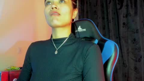 scarlet taylor kennedy online show from 11/11/25, 08:09