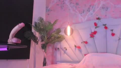 Scarlet Dayana online show from 07/08/26, 12:09